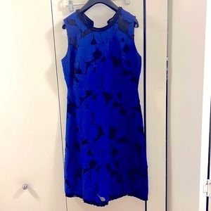 Elie Tahari blue lace appliqué dress